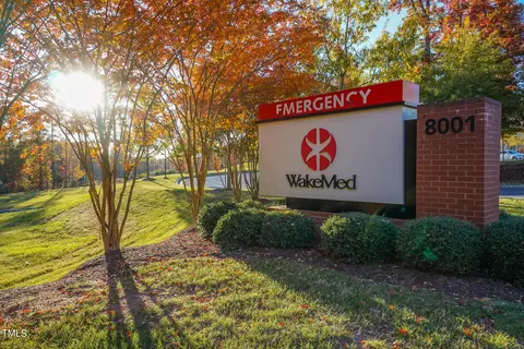 321 Falls Village Dr #91, Durham, NC 27703