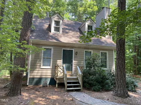 501 Sorrell St, Cary, NC 27513
