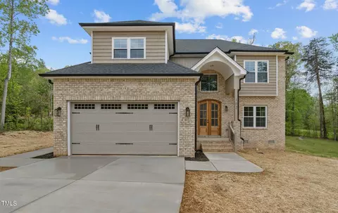 102 Camelot Dr, Elon, NC 27244