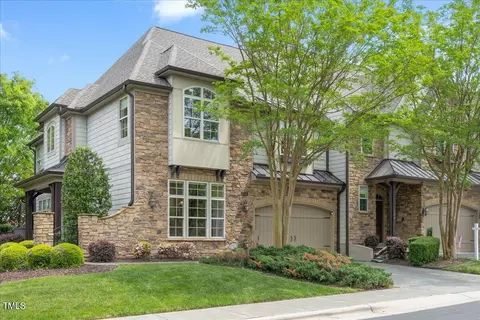 332 Sunstone Dr, Cary, NC 27519