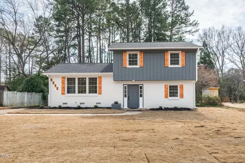 5017 Huntingdon Dr, Raleigh, NC 27606