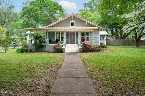 1307 S Chatham Ave, Siler City, NC 27344