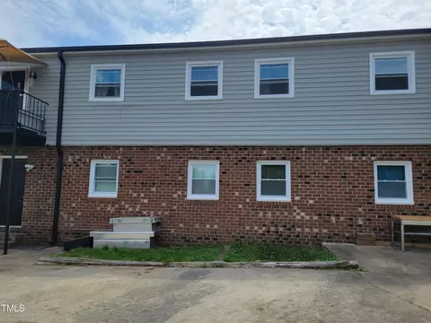 5 Welch Pl, Durham, NC 27707