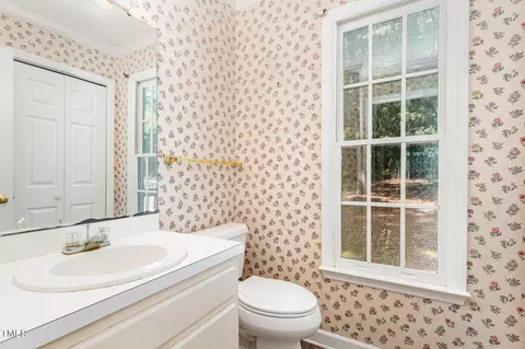 Bath - 6601 Willow Chase Dr, Willow Spring, NC 27592 photo 3 of 3