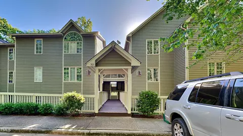 301 Glen Echo Ln #N, Cary, NC 27518