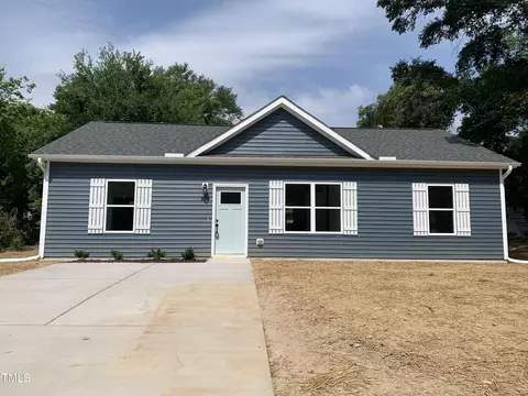 303 N Willow St, Angier, NC 27501