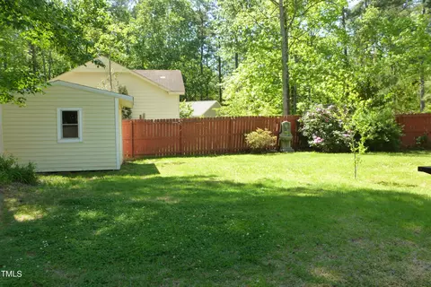Exterior - 202 Artesian Dr, Garner, NC 27529 photo 3 of 5