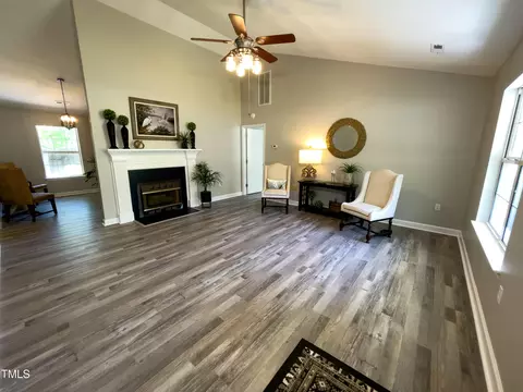 291 Creekside Dr, Hookerton, NC 28538 photo 3