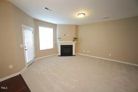 1306 Nicklaus Dr, Durham, NC 27705 photo 4
