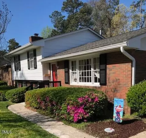 1421 Westchester Rd, Raleigh, NC 27610