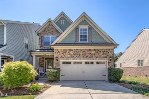 1323 English Cottage Ln, Cary, NC 27518