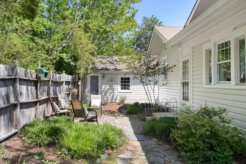Exterior - 207 E Hammond St, Durham, NC 27704 photo 12 of 19