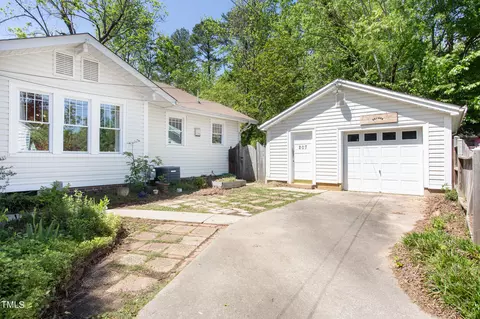Exterior - 207 E Hammond St, Durham, NC 27704 photo 7 of 19