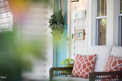 Exterior - 207 E Hammond St, Durham, NC 27704 photo 19 of 19