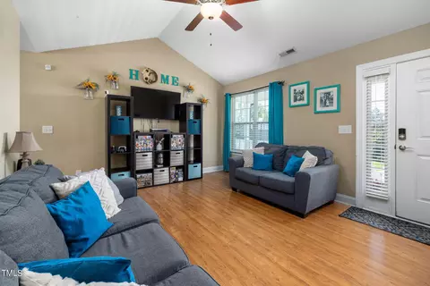 424 Angus Pl, Stem, NC 27581 photo 9