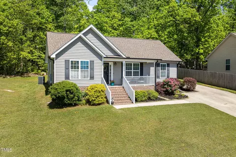 424 Angus Pl, Stem, NC 27581 photo 3