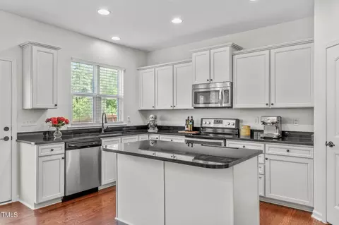 2012 Crampton Grove Way, Cary, NC 27519 photo 24
