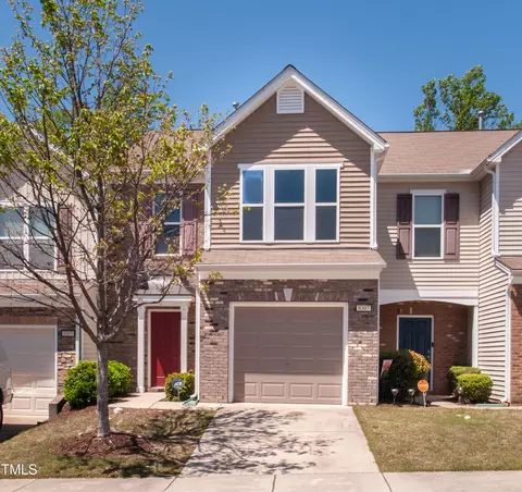 8307 Hollister Hls, Raleigh, NC 27616