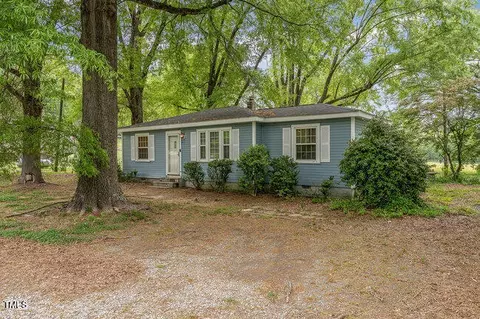 812 Stallings Rd, Durham, NC 27703