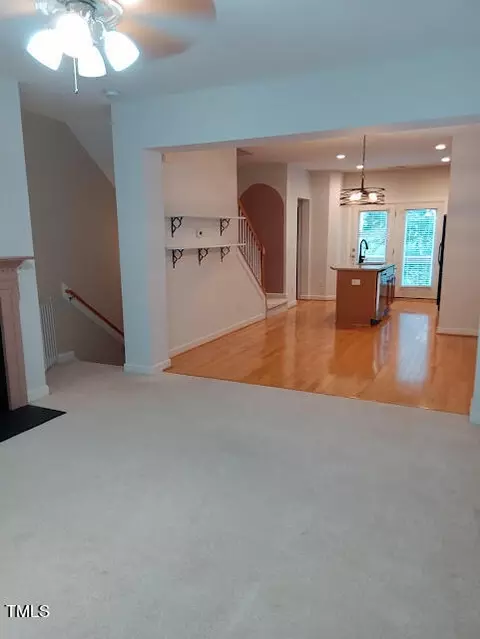 8014 Beechtree Ridge Trl, Raleigh, NC 27612 photo 4