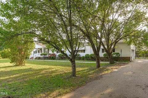 7844 Barbour Store Rd, Willow Spring, NC 27592 photo 6