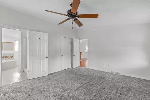 7844 Barbour Store Rd, Willow Spring, NC 27592 photo 15