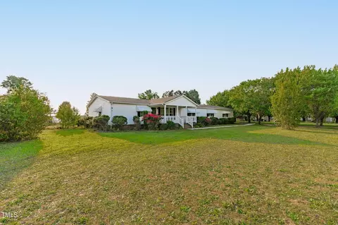 7844 Barbour Store Rd, Willow Spring, NC 27592 photo 3