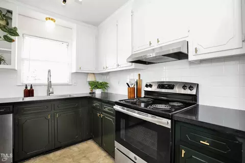 3537 Castlegate Dr, Raleigh, NC 27616 photo 12