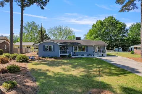 105 E D St, Erwin, NC 28339