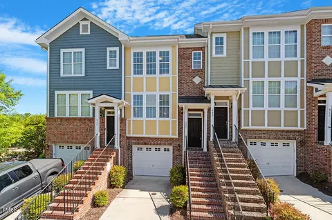 507 Lucia Ln, Cary, NC 27519