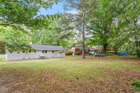 407 Avery St, Garner, NC 27529 photo 32