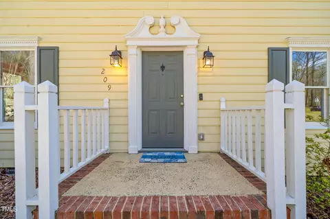 209 Old Fox Trl, Durham, NC 27713 photo 3