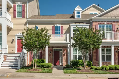 10529 Sablewood Dr #215, Raleigh, NC 27617