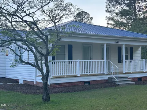 305 W West Watson Rd, Benson, NC 27504