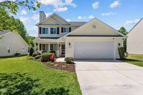 504 Walnut Crossing Dr, Whitsett, NC 27377