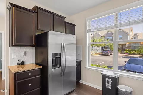 8 Bitter Root Dr, Durham, NC 27705 photo 6