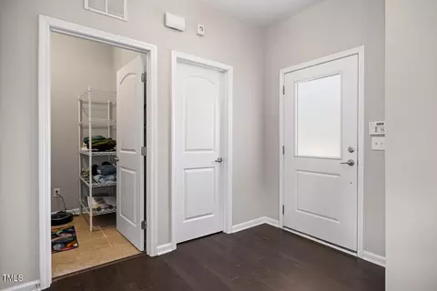 8 Bitter Root Dr, Durham, NC 27705 photo 4