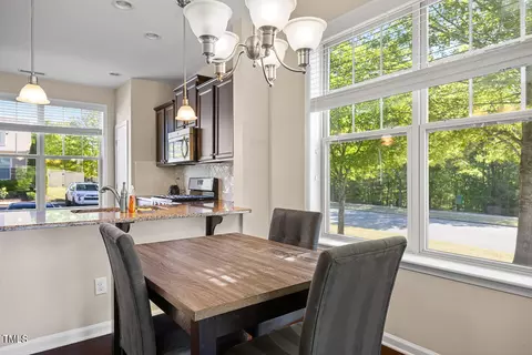 8 Bitter Root Dr, Durham, NC 27705 photo 9