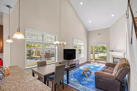 8 Bitter Root Dr, Durham, NC 27705 photo 10