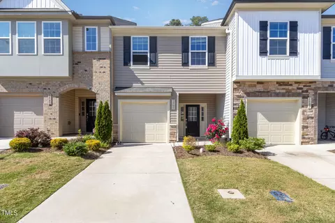 1505 Scholar Dr, Durham, NC 27703