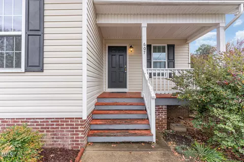 Exterior - 607 2nd St, Apex, NC 27502 photo 2 of 4
