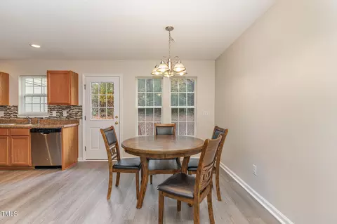Dining - 607 2nd St, Apex, NC 27502 photo 1 of 2