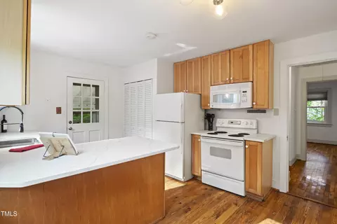 309 W Maynard Ave, Durham, NC 27704 photo 9