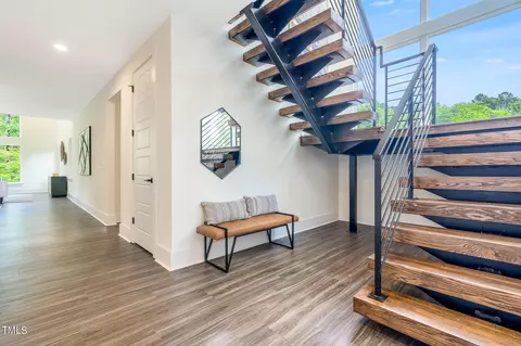 158 Falls Crk, Chapel Hill, NC 27517