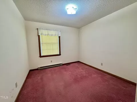 Bedroom - 607 Cunningham Rd, Semora, NC 27343 photo 2 of 3