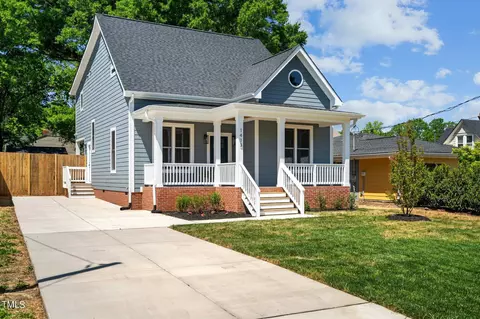 1413 Watts St, Durham, NC 27701 photo 2