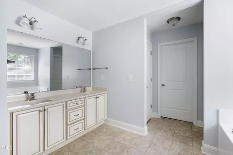 Bath - 1308 Lowenstein St, Wake Forest, NC 27587 photo 4 of 8