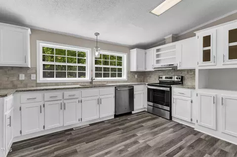 106 Beaver Ct, Louisburg, NC 27549