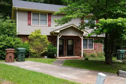 910 912 Jason Ct, Cary, NC 27511