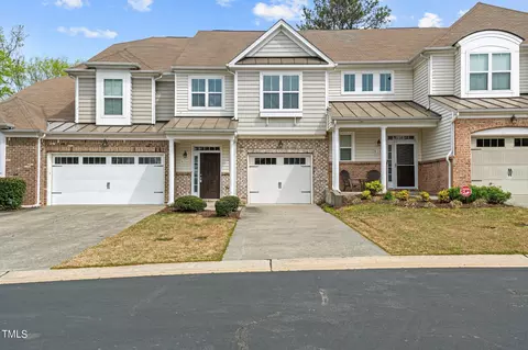 8341 Yaxley Hall Dr, Raleigh, NC 27616